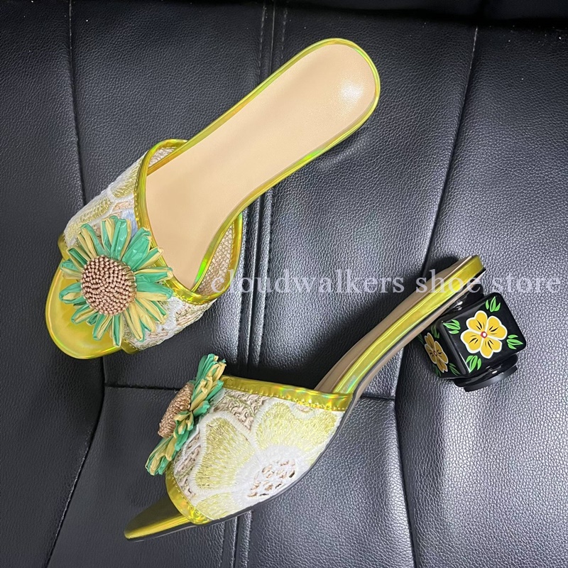รองเท้าแตะฤดูร้อนประดับดอกทานต - Embroidery Design Free บทวิจารณ์และราคา
