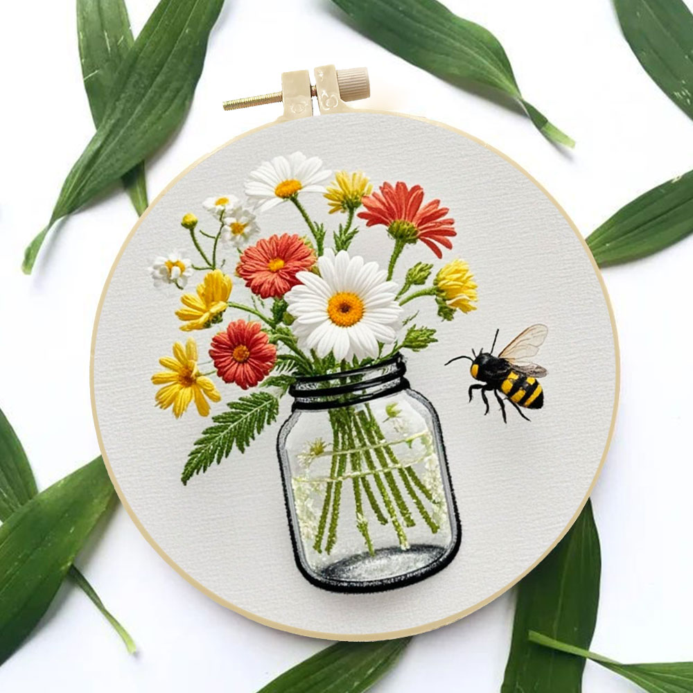 ชุดปักผ้า DIY ลายดอกเดซี่ 1 ชุ - Embroidery Daisy Flower บทวิจารณ์และราคา