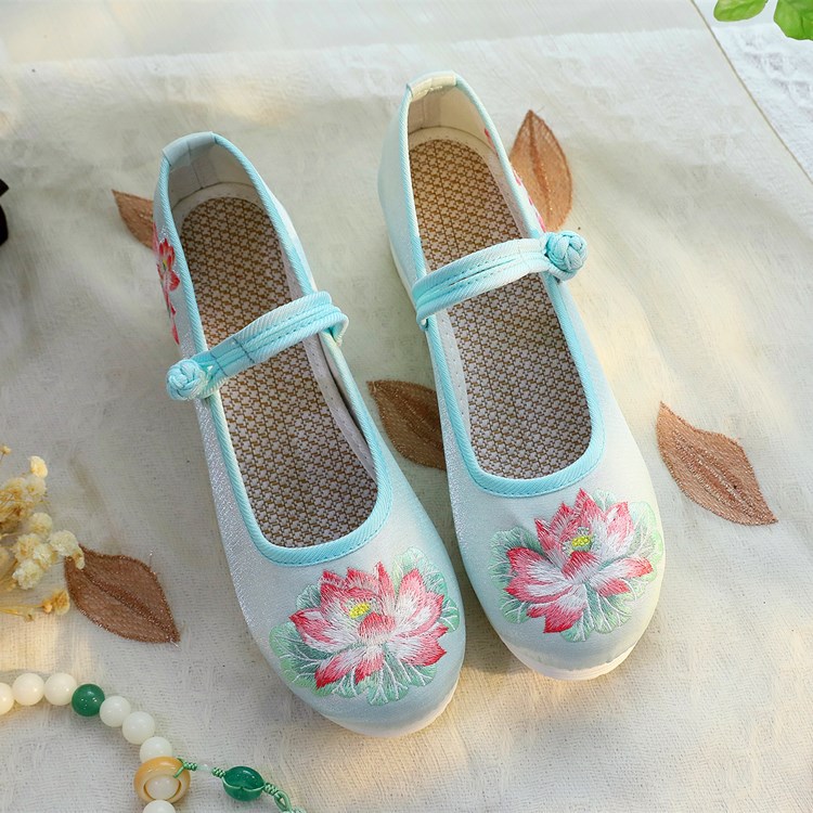 รองเท้าส้นเตารีดแบบแมรี่เจนปัก - Embroidery Print บทวิจารณ์และราคา