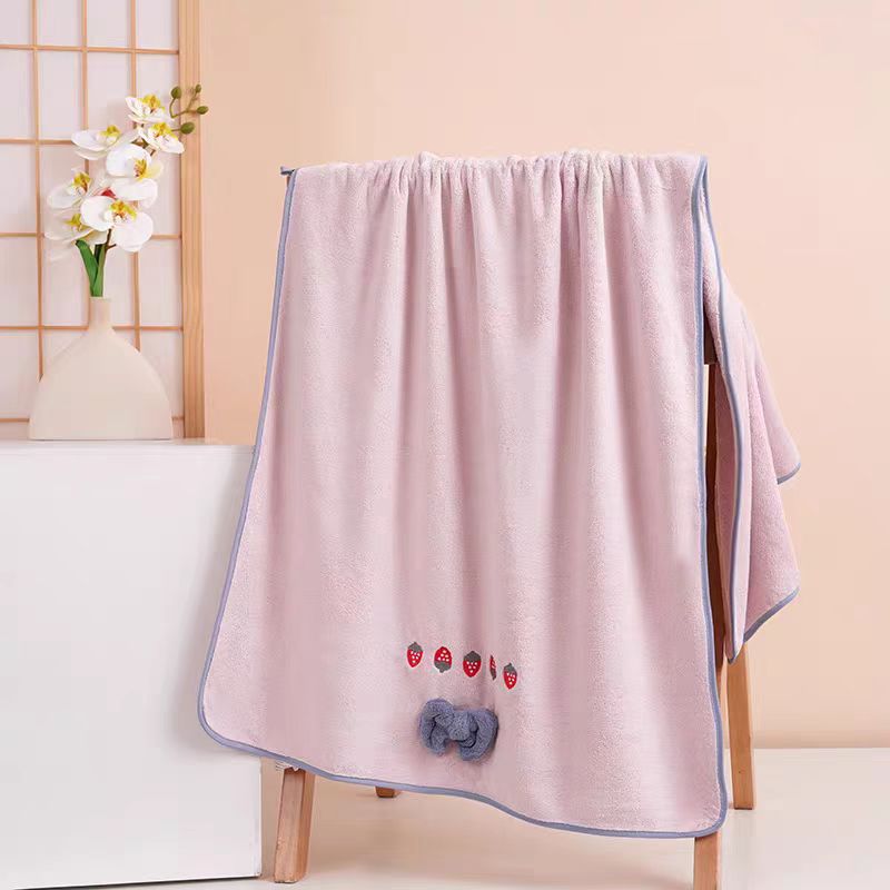 ผ้าขนหนูอาบน้ำปักลายสตรอว์เบอร - Embroidery Towel บทวิจารณ์และราคา